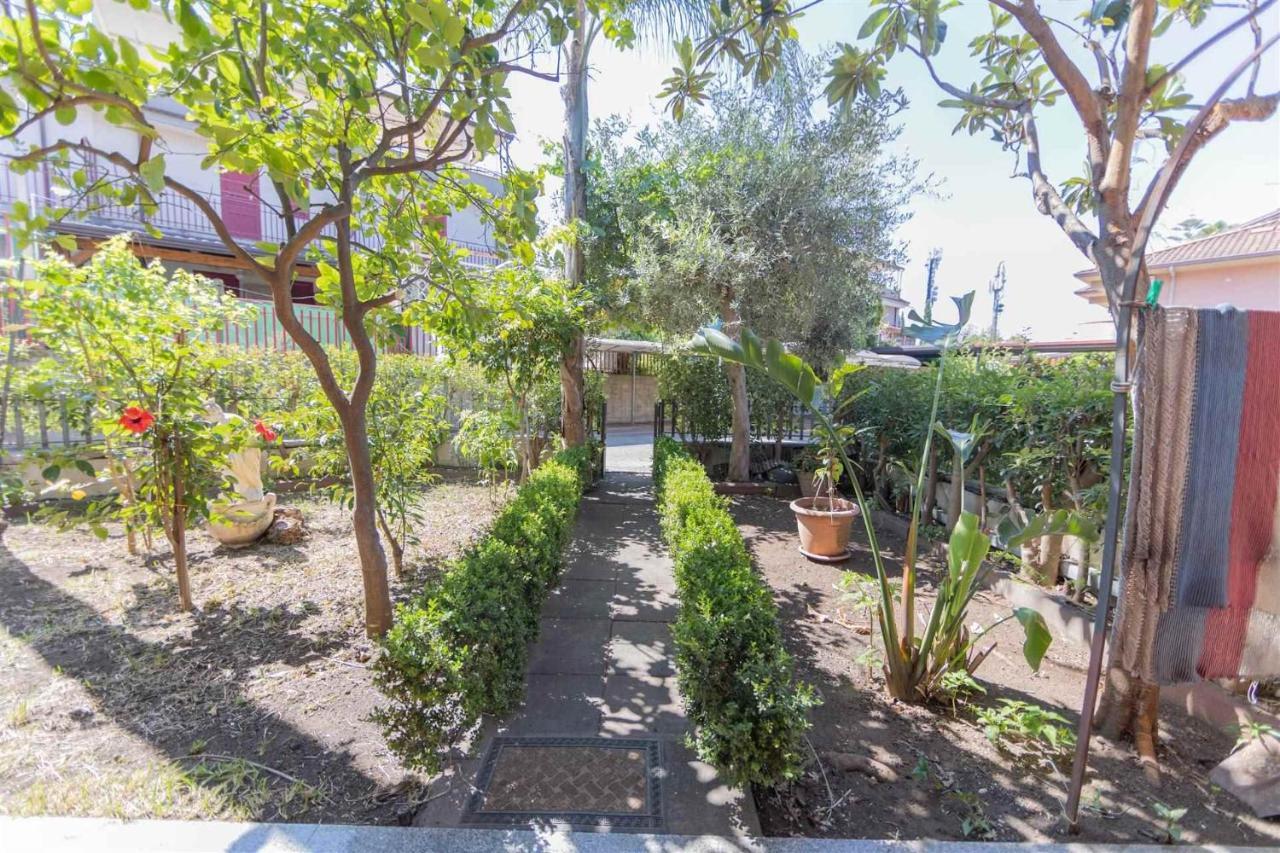 Villino Con Giardino Terrazzo E Parcheggio Privato Διαμέρισμα Mascali Εξωτερικό φωτογραφία